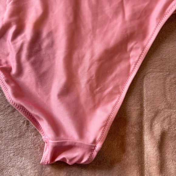 Chubbies sz Medium One Piece Bathing Swimsuit Pink Pineapple USA made - Picture 3 of 5